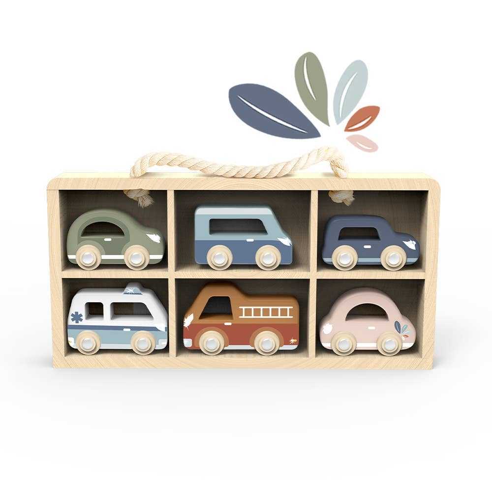 Speedy Monkey Wooden Car Display Case with 6 colorful wood vehicles neatly stored in a natural wood case with rope handle for toddlers aged 3+.